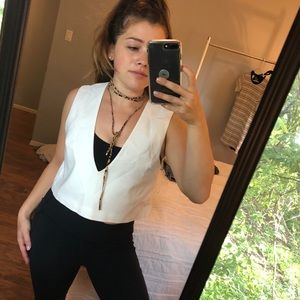 Tobi White V Neck Crop Top